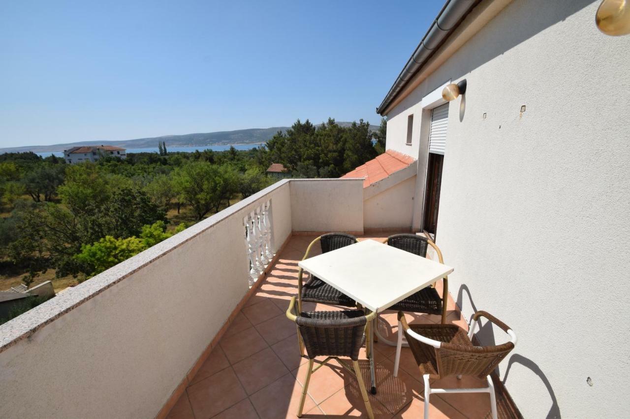 Apartments Nina Starigrad Paklenica Luaran gambar