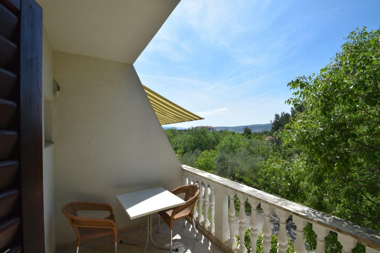 Apartments Nina Starigrad Paklenica Luaran gambar