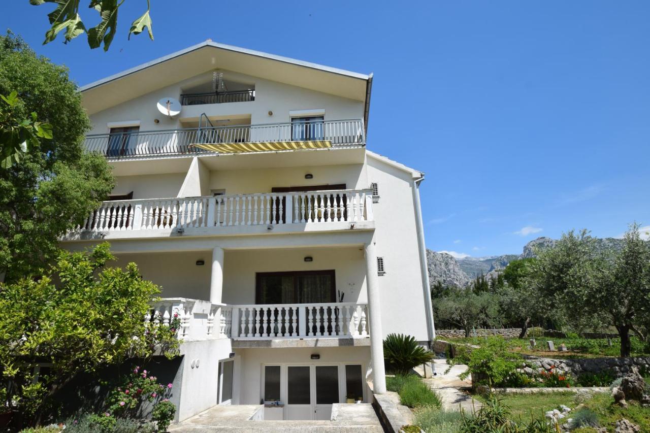 Apartments Nina Starigrad Paklenica Luaran gambar